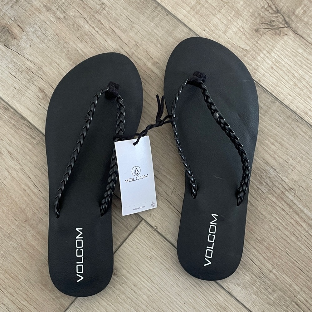 Volcom Black Braided Leather Flip Flops NWT SIZE 6